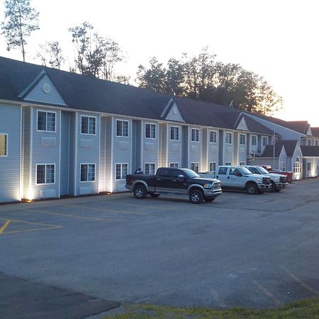 Mj Inn And Suites Marienville Екстер'єр фото