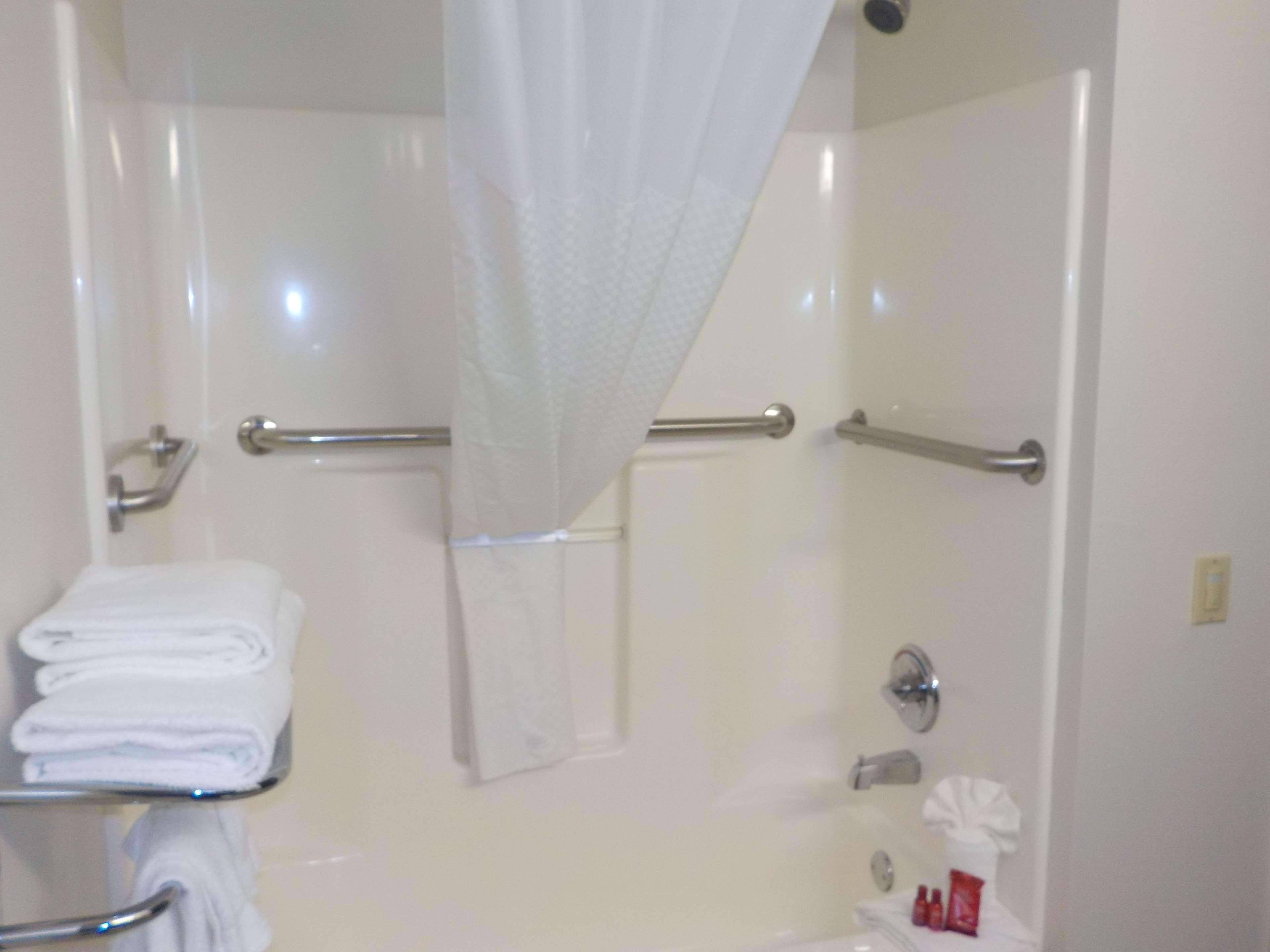 Mj Inn And Suites Marienville Номер фото